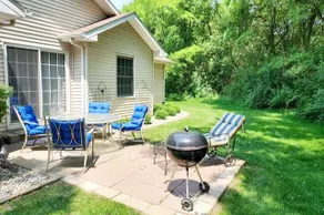 Manteno Luxury Comfy Cozy home with- 2 king beds! - Image 5