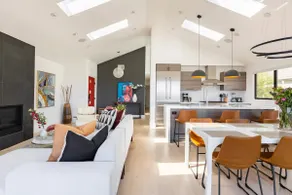 Film-Featured Hilltop 5BR Villa | City View+Nature - Image 4