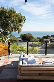 The Broad Beach House - Image 4
