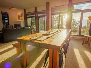 Goin'Left - Large 3br Retreat with Spectacular Ocean Views - Image 5