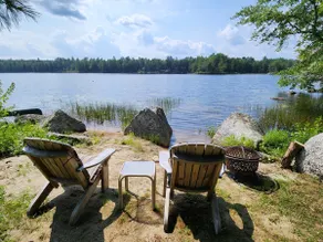 Romantic Lakeside Cottage - Fireplace - To Acadia - Image 2