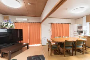 At Good Litch, you can relax with a large screen TV and a massage chair, and have a sushi party. - Image 2