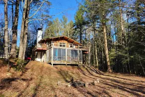 Mountain Biking/Hiking Lodge by the Brook - Image 4