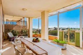 Seaside vacation home - Image 2