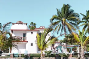 1 Villas Malaki - Beachfront house - Image 2