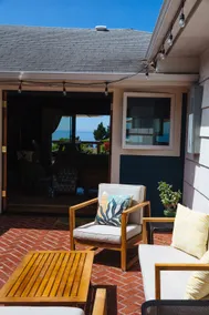 Mid-Century ocean view/walk to beach/pet friendly - Image 3