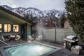Teton Village Top Floor Suite | King + Murphybed - Image 5