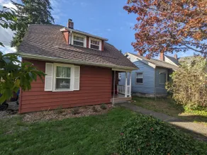Central: clean, quiet, family friendly, king bed - Image 2