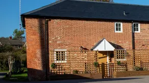 Shrewton Coach House, nr Stonehenge - Image 4