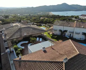 A peace nest with swimming pool - Image 3