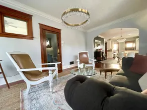 Charming Large Home 4 Min to Old Market & Zoo - Image 3