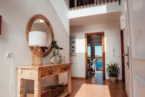 Beautiful villa by the sea with a private pool. - Image 4