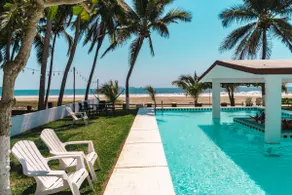 VillasMalaki-10-Oceanfront Bungalow - Image 5