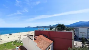 Large 49 m2 air-conditioned studio, sea and mountain view - Image 5