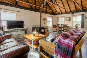 Pine Ridge House - Image 2