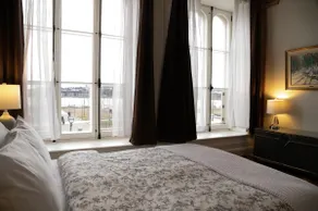 Central Old Quebec 3 Quarto Condo Espaçoso com Vista - Image 2