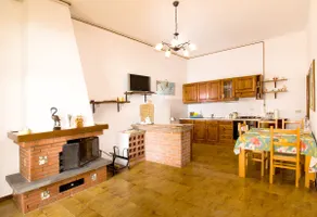 Apartment in Villa il Castellino with Pool - Image 2