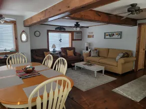 Admirals Quarters - Image 4