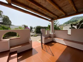 Elegant home in Lipari - Image 4