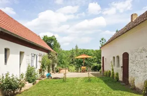 Cottage Karolinenhof, secluded location by the lake - Image 2