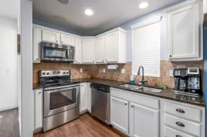 Desired Townhome Within 30 Minutes of Everything - Image 5