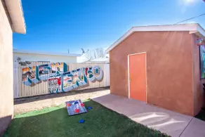 JungleGym! Arcade! Games! Fire Pit! 1Block to the - Image 2