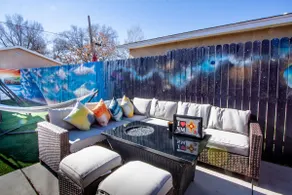 JungleGym! Arcade! Games! Fire Pit! 1Block to the - Image 5