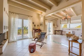 MARFAIA - Villa by the sea - Image 3