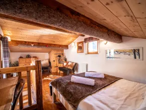 Cosy chalet for 2 in the Annecy mountains - Image 3