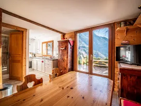 Cosy chalet for 2 in the Annecy mountains - Image 4