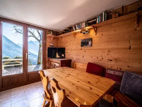 Cosy chalet for 2 in the Annecy mountains - Image 4