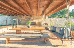 Ivoni Villa, Spacious Family Retreat, Pool & Play - Image 5