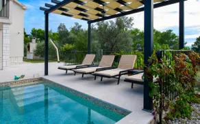 Holiday home Blue Stone w/ heated pool in Zaostrog - Image 3