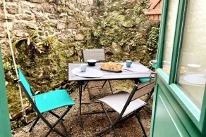 Medieval house,historic centre of Dinan,courtyard - Image 5