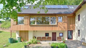 Idyllic house in a quiet location with private sauna - Image 2