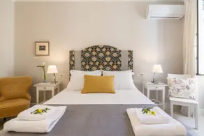 Palazzino Leone - Corfu Old Town Liston Deluxe Apartment - Image 4