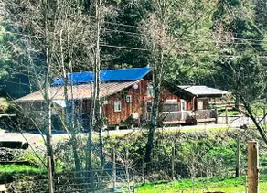 Private creekside Retreat at Pachamama Farm - Image 2