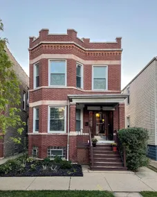 Super clean and family-friendly 3-bdrm entire apt - Image 3