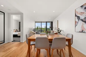 Luxurious Waterfront Unit with Breathtaking Views - Hosted by Canstay - Image 3