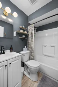 1 Level House *Ucity near Loop/Wash U *Pets *Kids - Image 3