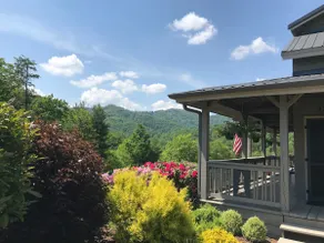 Mountaintop Retreat: 3 Miles From Blowing Rock, NC - Image 3