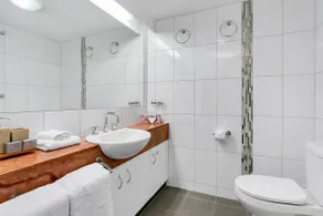 Best Location in Cairns - Ocean Views - Image 5