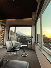 Villa on a hill overlooking Mt. Fuji and Fujiyoshida City / Wi-Fi available / Private suite villa / Up to 7 people - Image 2