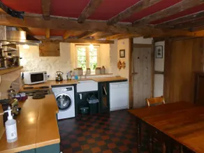 Luxurious Ancient Cottage with Stunning Views - Image 3