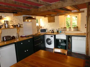 Luxurious Ancient Cottage with Stunning Views - Image 2
