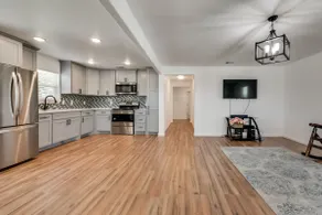 Modern Airbnb Stay Near NAS JRB Fort Worth - Image 4