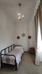 The Farm House - Fast WiFi - Free Parking - Image 5