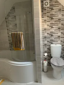 2 Bedroom duplex apartment - Image 4