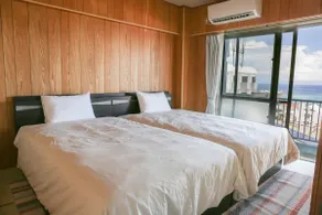 Onna (Onna Village) 17 people * Entire B&B (150 ㎡) Amazing Sea View Penthouse - Image 4