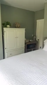 Berkshire Guest Suite - Image 2
